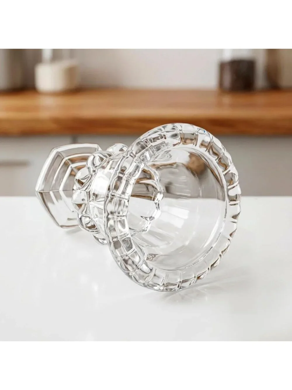 8-Inch Vintage Glass Urn Vase - Large Crystal Flower Centerpiece for Home Decor